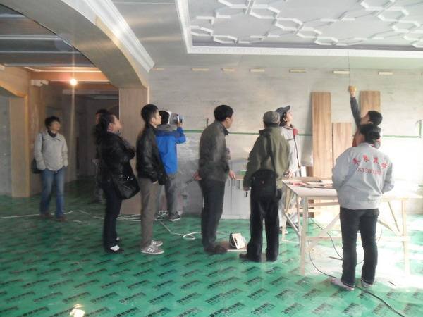 想成为室内设计师要学什么专业,想成为设计师要去学什么专业