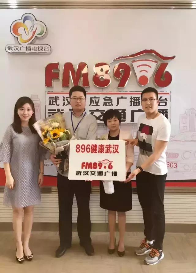 896健康武汉——男护士是一种怎样的存在，却也如此细腻