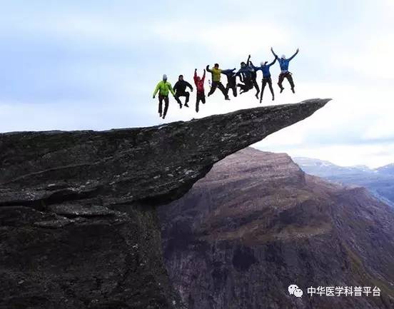 皮肤银屑病要怎么治,除了用药怎么能改善银屑病