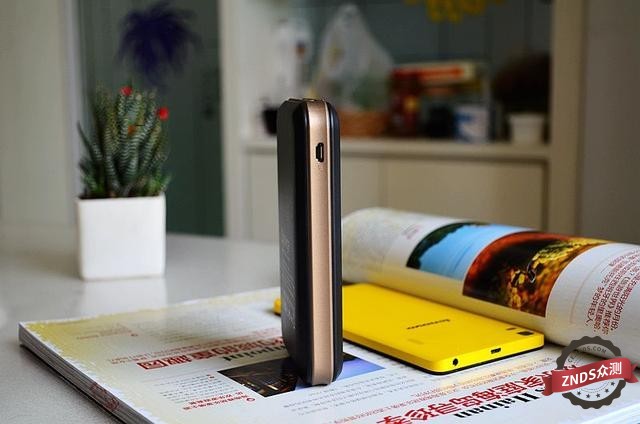 电脑充电宝笔记本移动电源,小米移动电源3怎么给笔记本充电