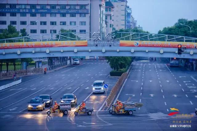 绝美的风景送给你,有一种风景叫朋友圈里的风景