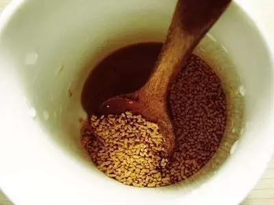 儿童退烧贴额头不让贴贴哪里,女儿用退热贴