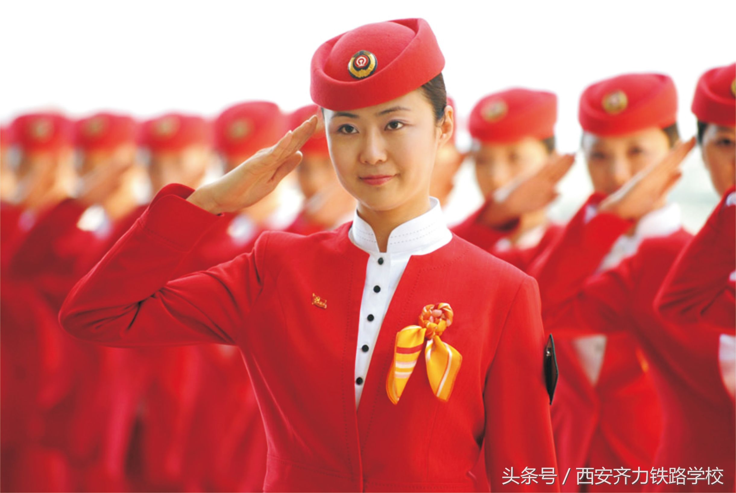 为什么青年人抢着上夜校,为啥都要抢着上火车