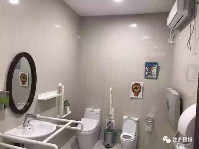 水中一叶：连厕所都成了一道风景线，你还不赶紧来建邺瞧一瞧？