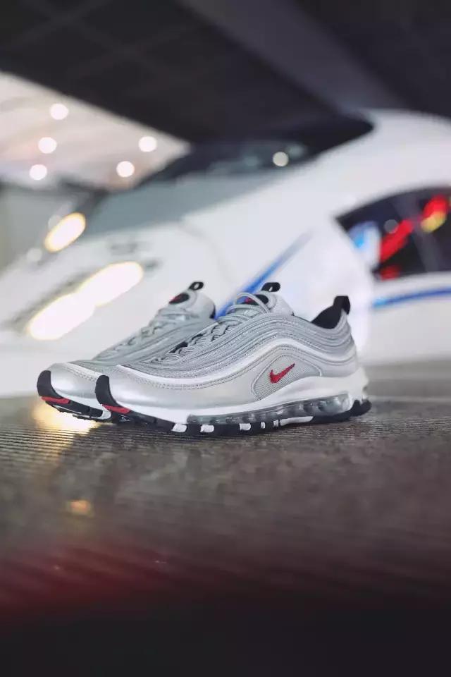 没买到之前银*弹子**,那么你一定不能错过这次金色的