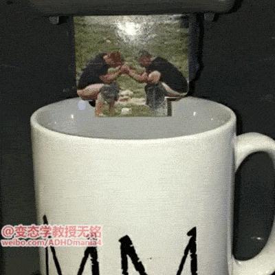 看到这脸第一反应是求番号~