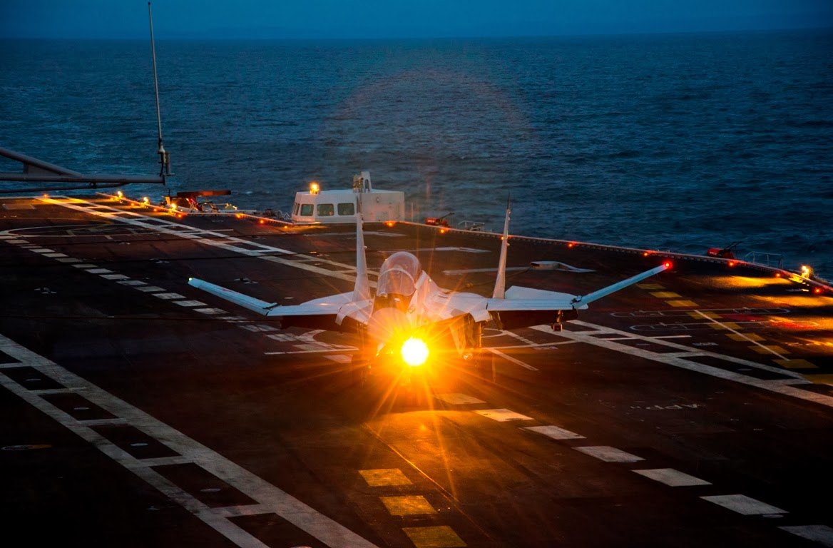 俄专家热议中国航母优缺点,优点大于缺点,我们要自信比库兹号强