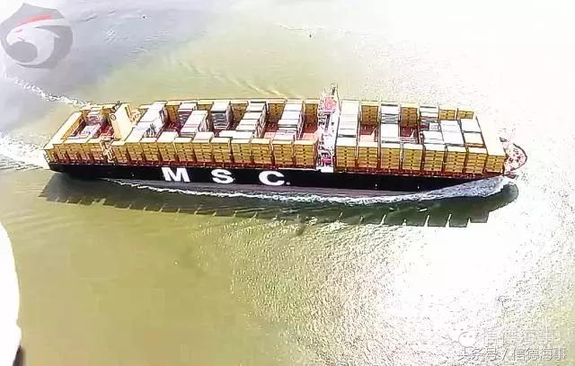 世界上最大的集装箱船的视频,世界最大的集装箱船