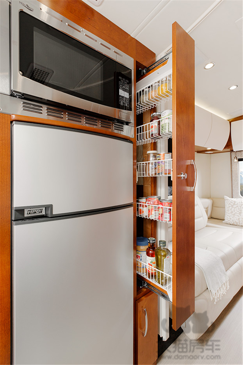 奔驰房车斯宾特豪华大空间,奔驰豪华房车零下50度旅行