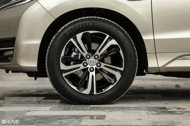 沉浸式体验东风本田ur-v,亲兄弟也要明算账原版