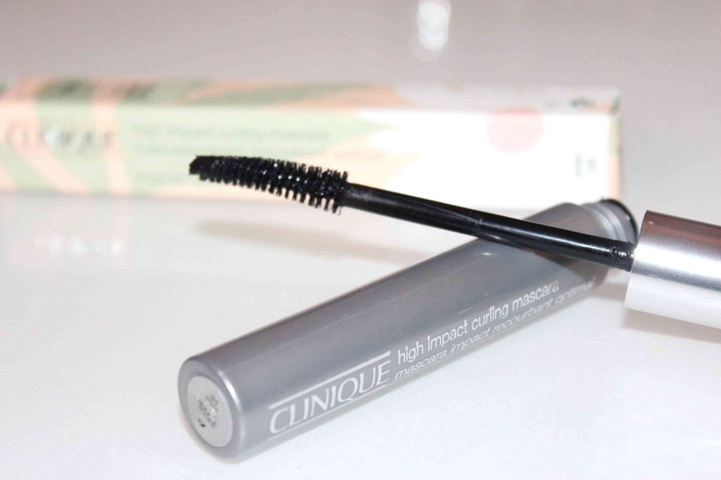 防水和防汗睫毛膏区别,防水睫毛膏是不是都不好卸妆