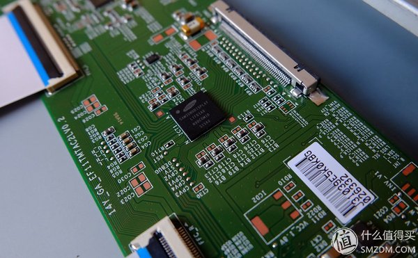 【良心定价的网吧利器,槽点需改进】惠科HKCX320曲面一体机拆机、升级配件及评测