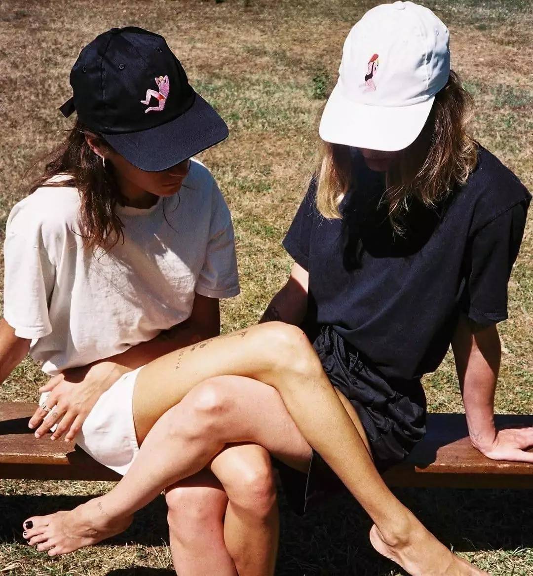 t恤牛仔甜酷,今夏流行这4种t恤时尚又百搭