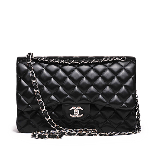 当你了解到香奈儿的这些，你会怎么评价她呢？