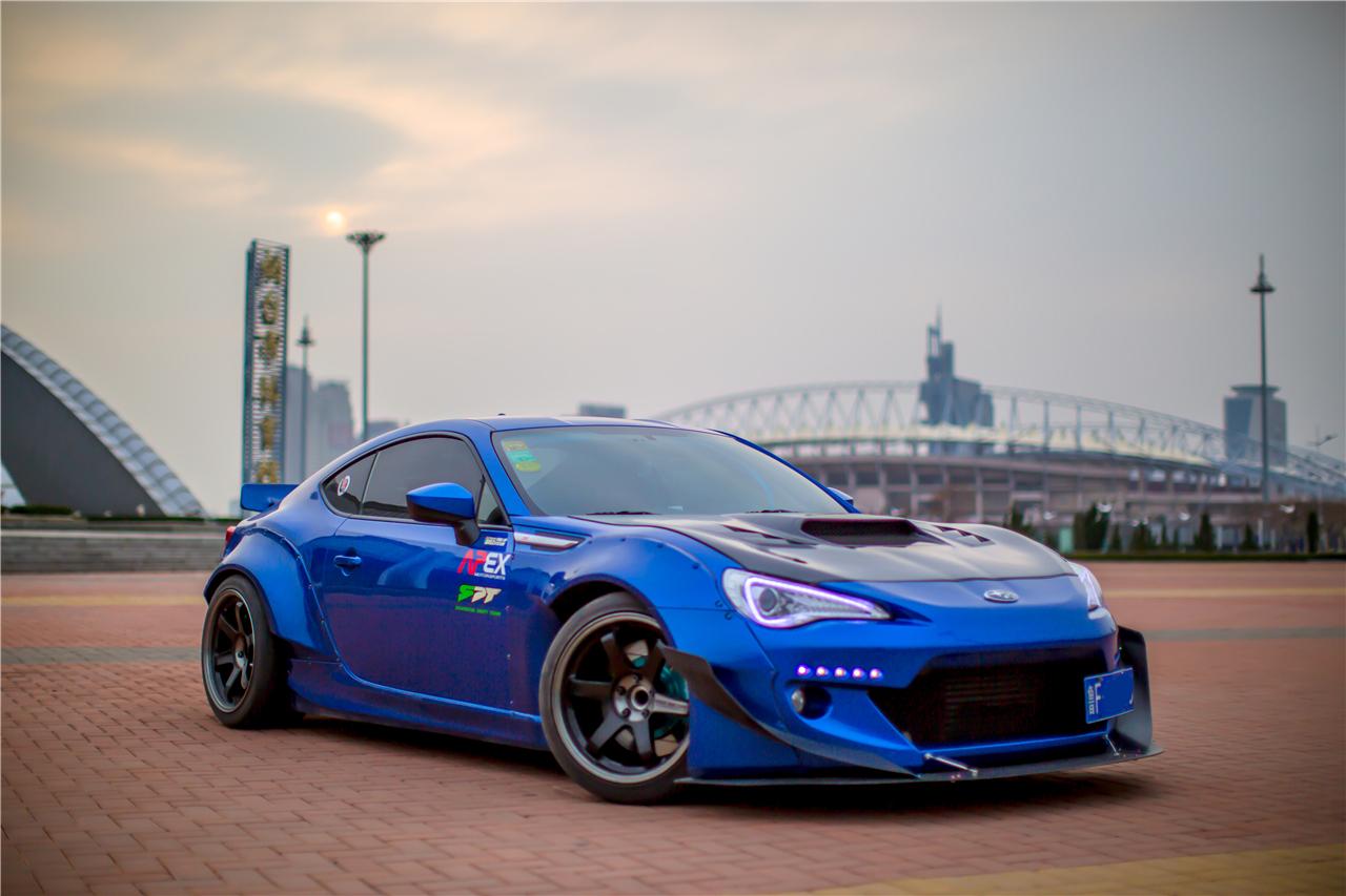 德州车主爆改日产350z,斯巴鲁brz改装成功案例