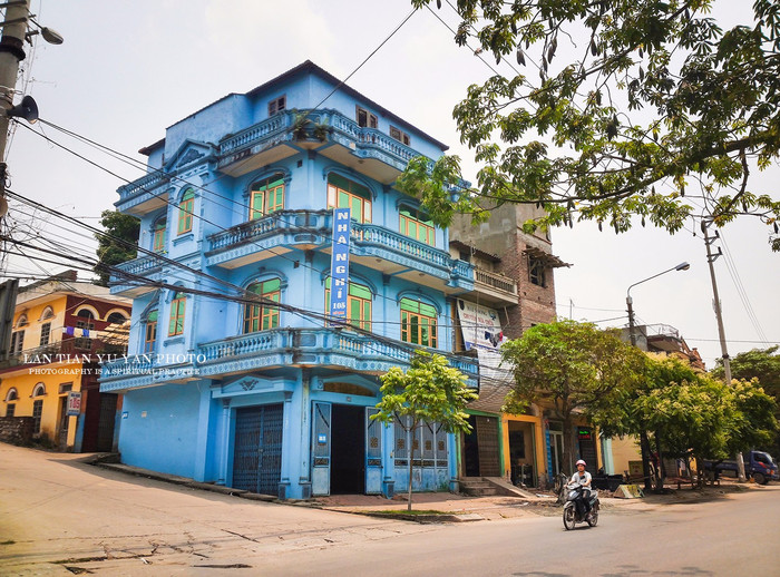 凭祥友谊关口岸到越南河内,从越南友谊关入境凭祥一路视频