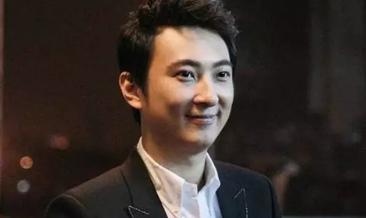 国民老公熊猫直播 (熊猫直播融资10亿元)