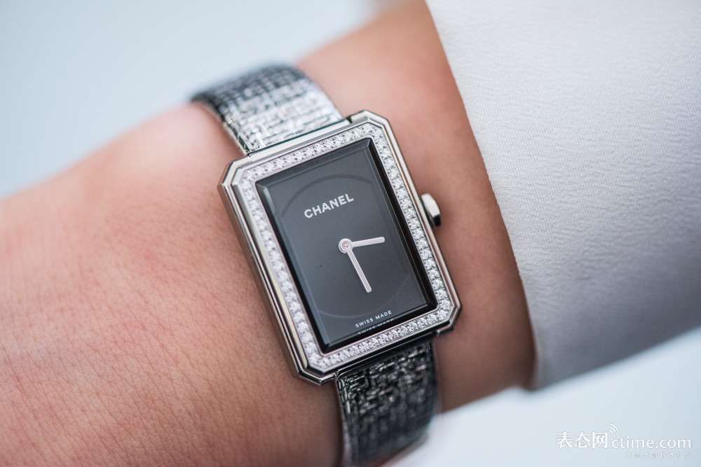 惹老婆生气了怎么办200字,异地惹老婆生气了怎么哄她开心