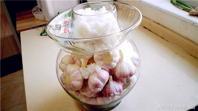 甜蒜腌制方法和过程,新鲜蒜怎样做甜蒜