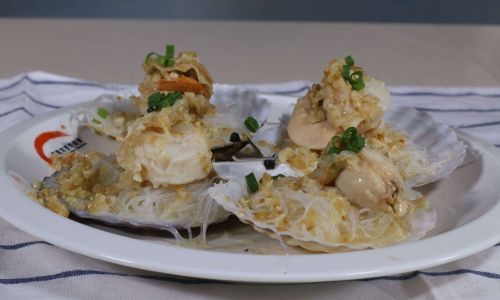 蒜蓉粉丝扇贝用热水蒸还是冷水蒸,如何做蒜蓉粉丝扇贝全过程