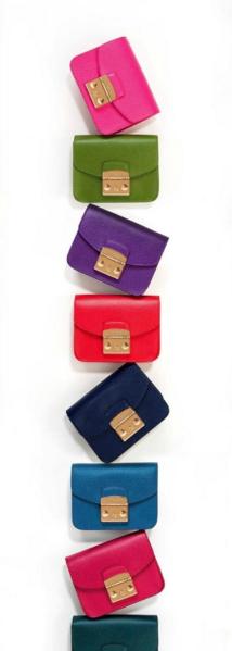Furla的这款包火了！难道是下一个Gucci？