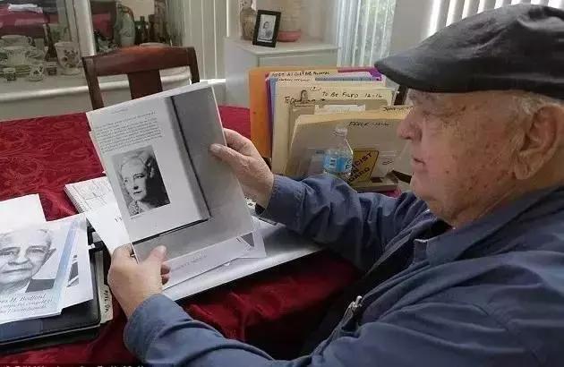 他高中没毕业，却亲手处理了首例“冷冻人”，现在竟还要让其复活