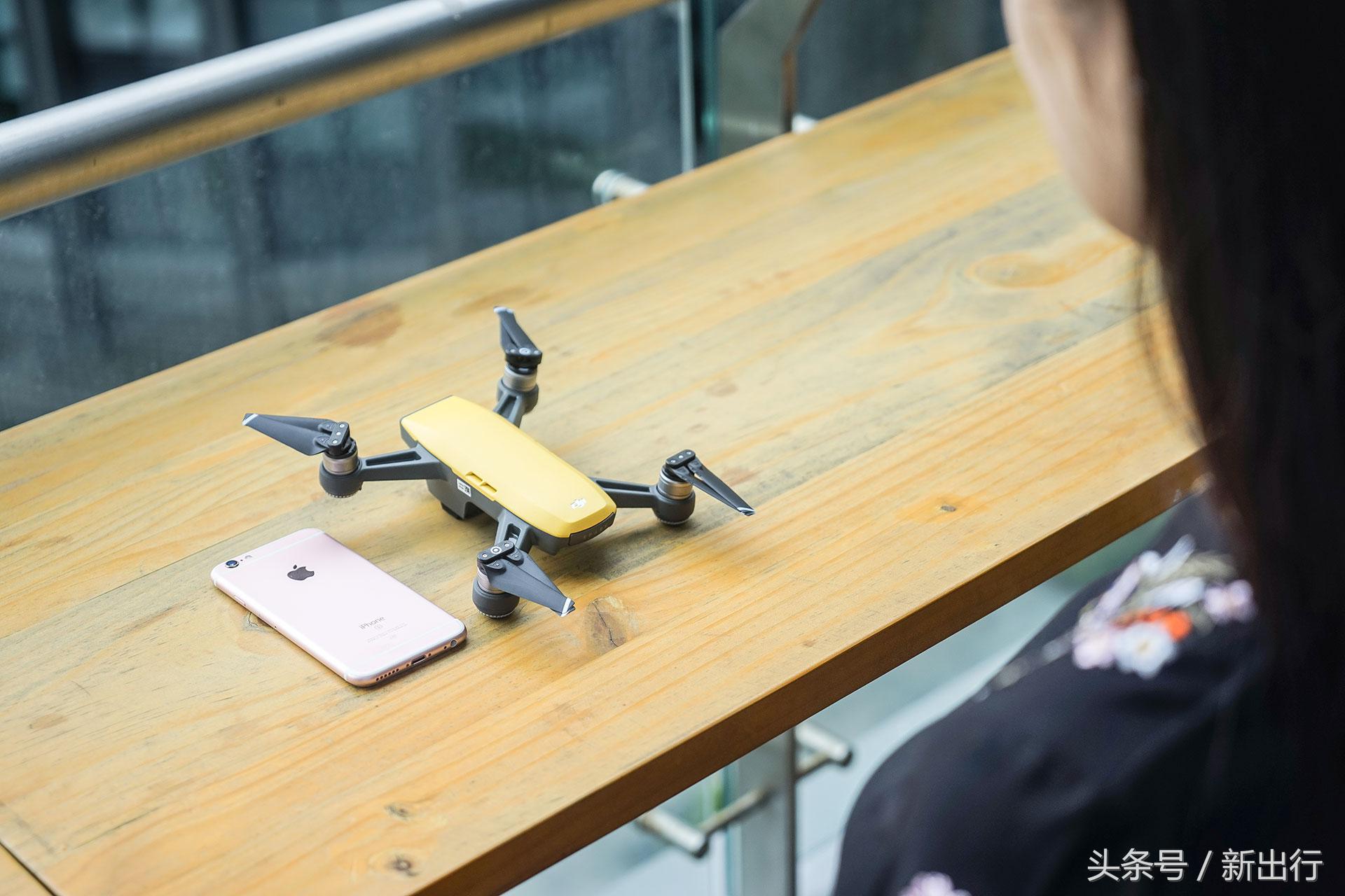 大疆晓spark遥控器无法充电,大疆晓spark遥控器和御air通用吗