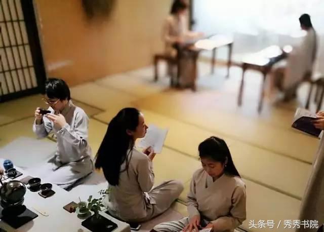 涂壁香凝汉殿中打一生肖,涂壁香凝汉殿中的意思