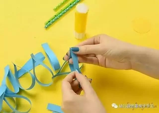 幼儿园最新卡纸手工花,幼儿园手工作品简单又好看卡纸花