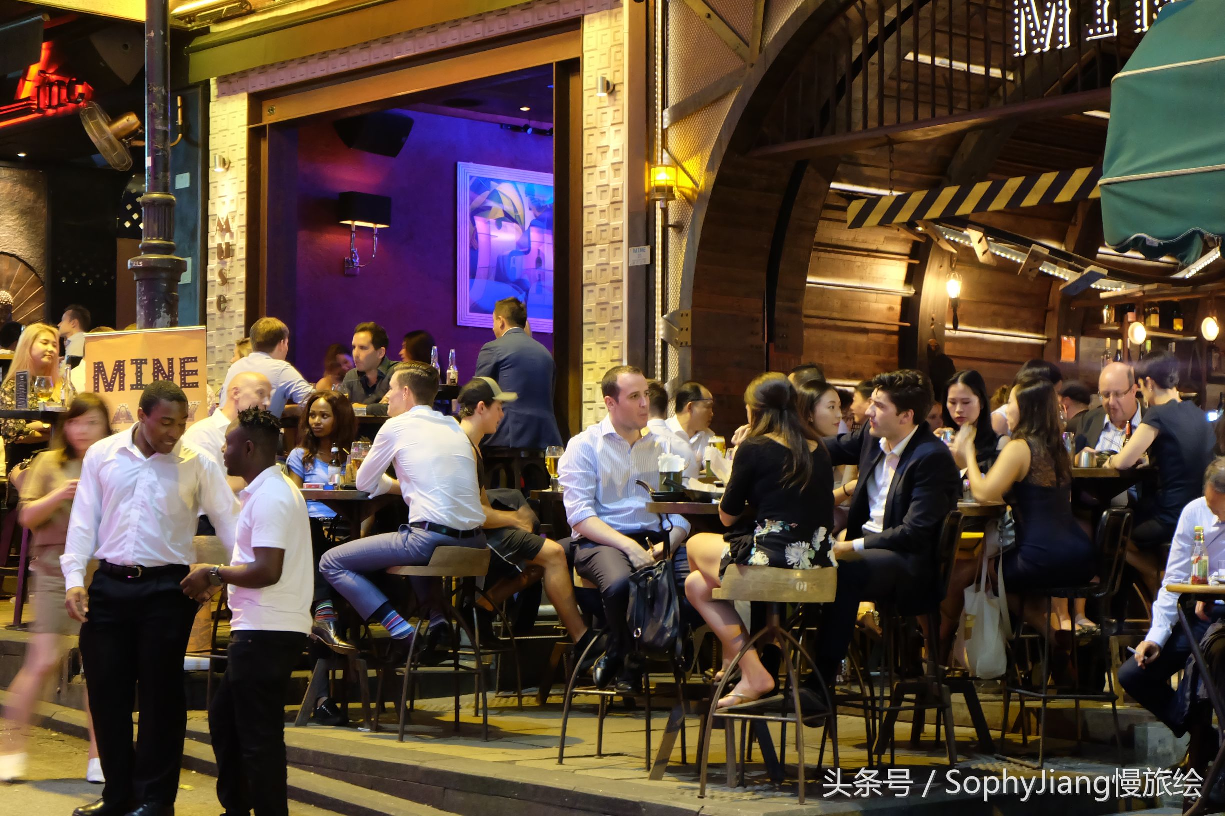 兰桂坊whiskycocktailbar优惠,一杯酒45元