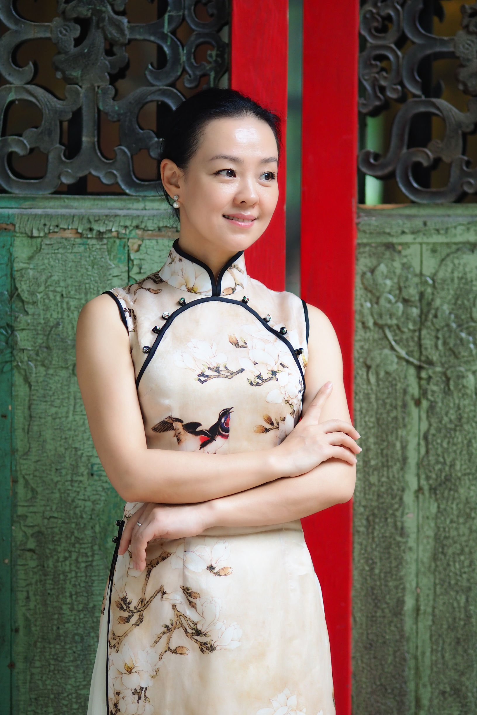 瑜伽东方舞双料女神孙天舒：三维立体黄金胯训练课程体系开创者