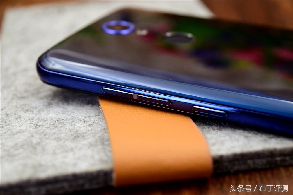 超逼真的裸眼3d壁纸手机,裸眼3d屏幕手机好用吗