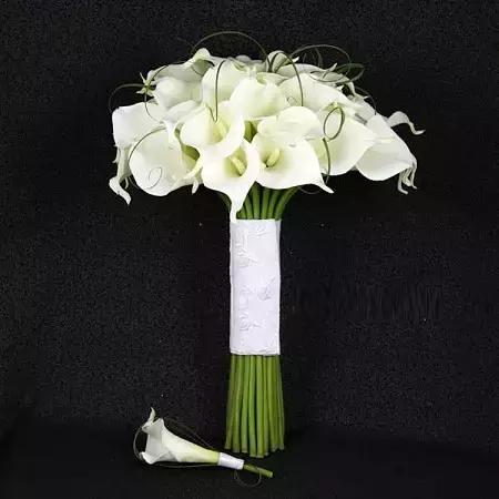 新娘手捧花20朵玫瑰代表什么,几支玫瑰花的寓意是什么呢