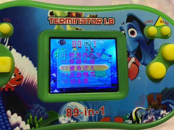 国产换屏游戏机,还记得小时候玩的游戏吗图片