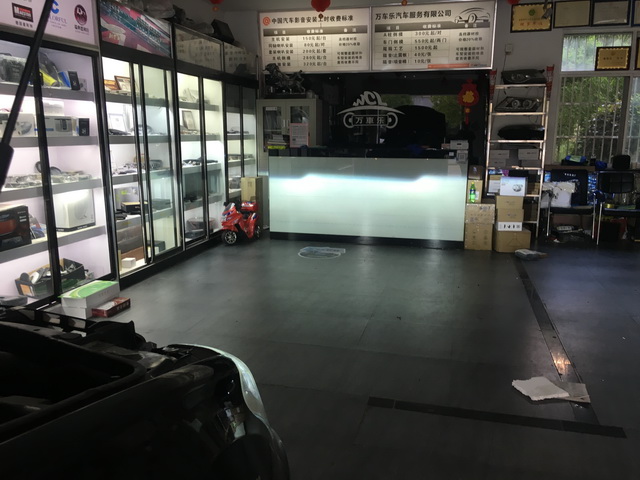 奔驰ml350大灯升级海拉5双光透镜,奔驰ml400大灯改装多少钱