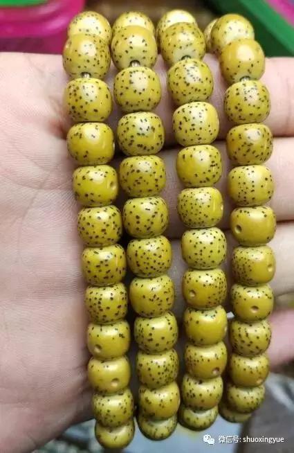 星月菩提盘玩技巧,星月菩提的盘玩方法和技巧