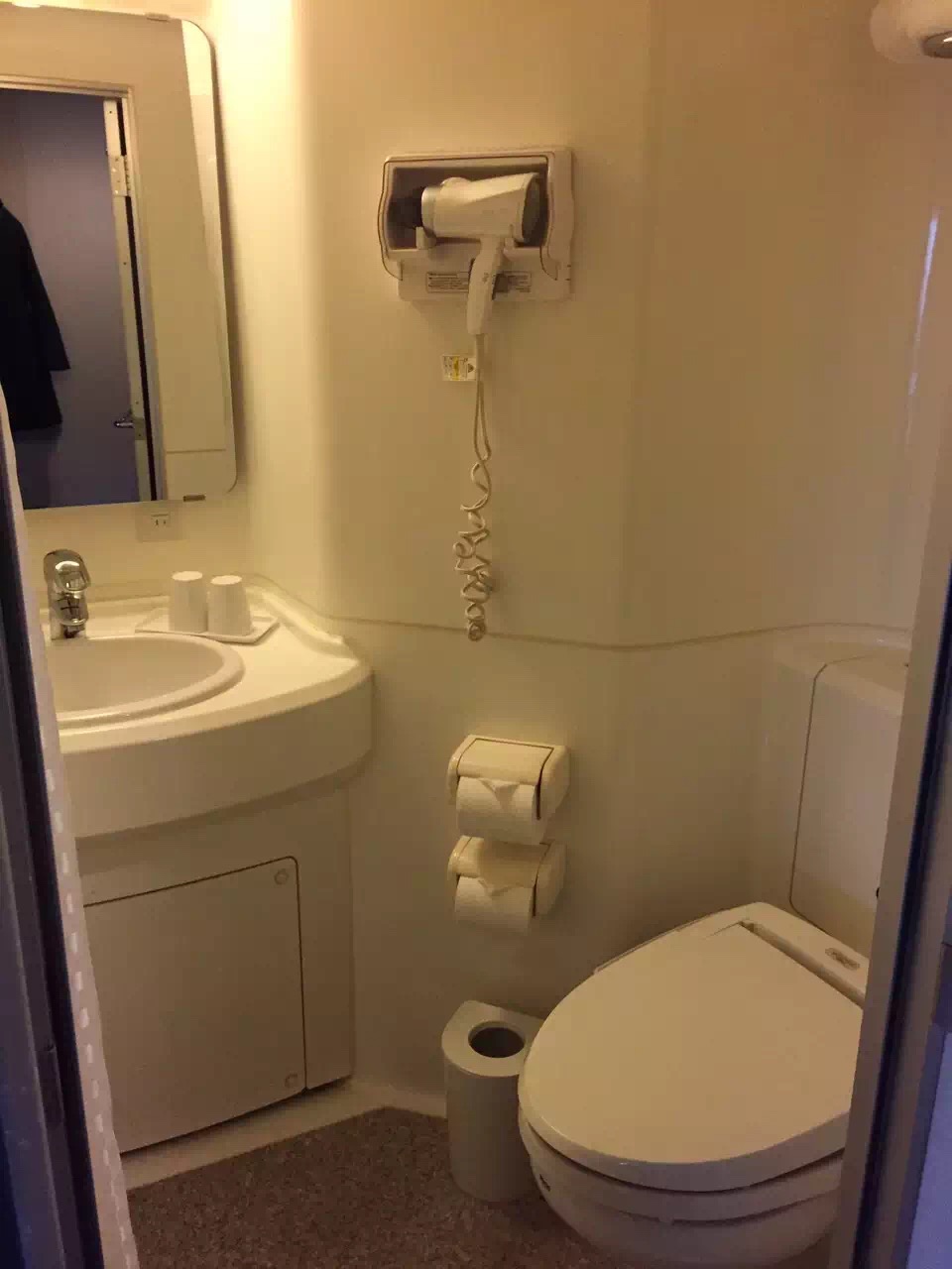 你和去日本旅行只差一张机票是一个国家更像是一个星球