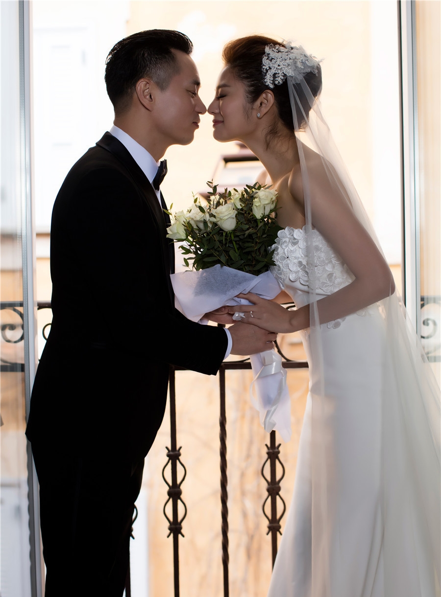 女明星安以轩的婚礼伴手礼,安以轩保养