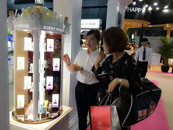 汇香坊化妆品店加盟,香水吧加盟店经验分享