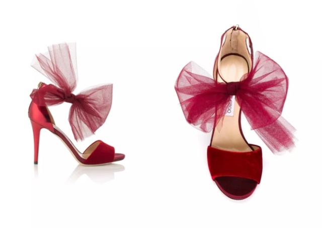 在秋冬有一个百搭超方便的蝴蝶结,超适合秋冬的蝴蝶结