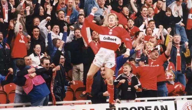 重头再来！米德尔斯堡2017/18赛季主场球衣发布！