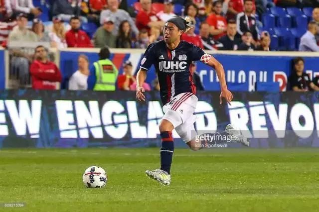 他们穿什么衣服翻译,他们穿着什么用英语怎么翻译