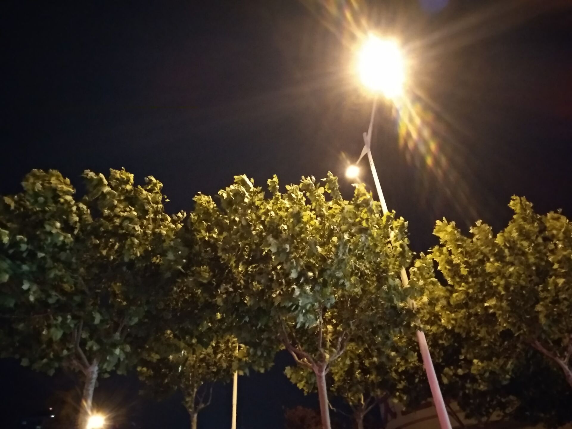 小米max2优点与缺点,小米max2最大屏幕