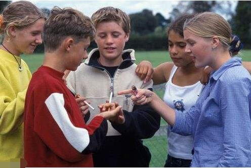 10年以上吸烟者怎么戒烟,少年吸烟和尽早戒烟的区别