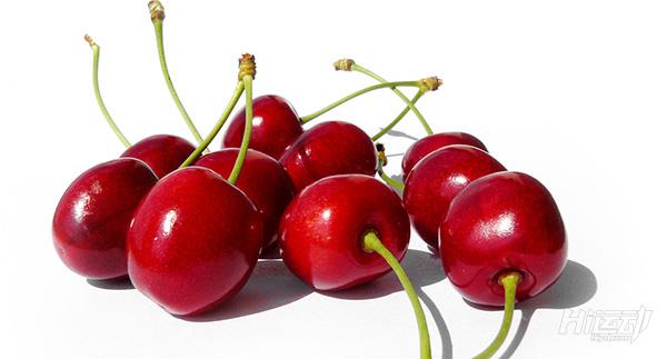 健身肌肉酸疼吃什么最有效,初级健身防止肌肉酸痛该喝什么