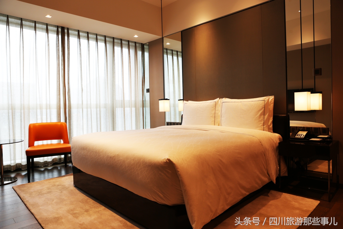 和领事、CEO做邻居，揭秘这家成都最贵的服务式公寓