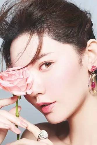 夏日更迷人-教你妆出桃花好气色(下)