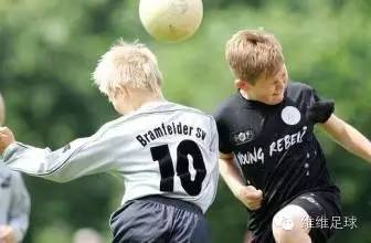 「维维足球杂谈」为您解答关于孩子踢球父母一直担心的5个问题