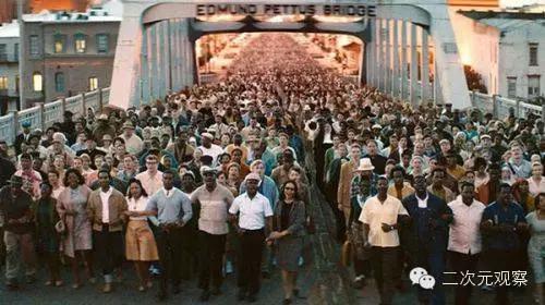 人是活在物质里还是活在精神里,人是活在希望里的生物