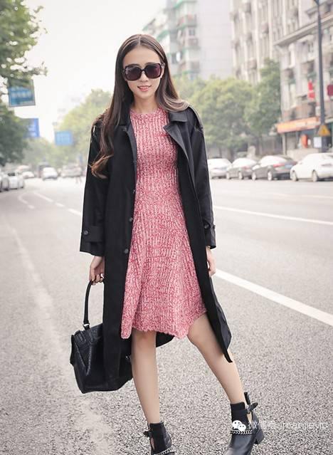 简约风格设计让简简单单成为经典 (简简单单的牛仔单品搭配轻松简约)